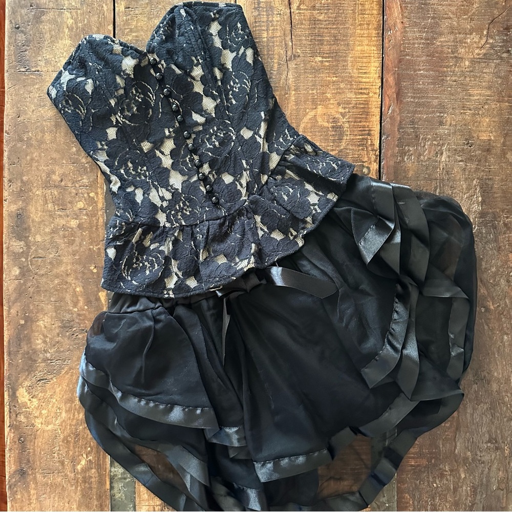 Charlotte Russe Floral Lace Sweetheart Corset Top